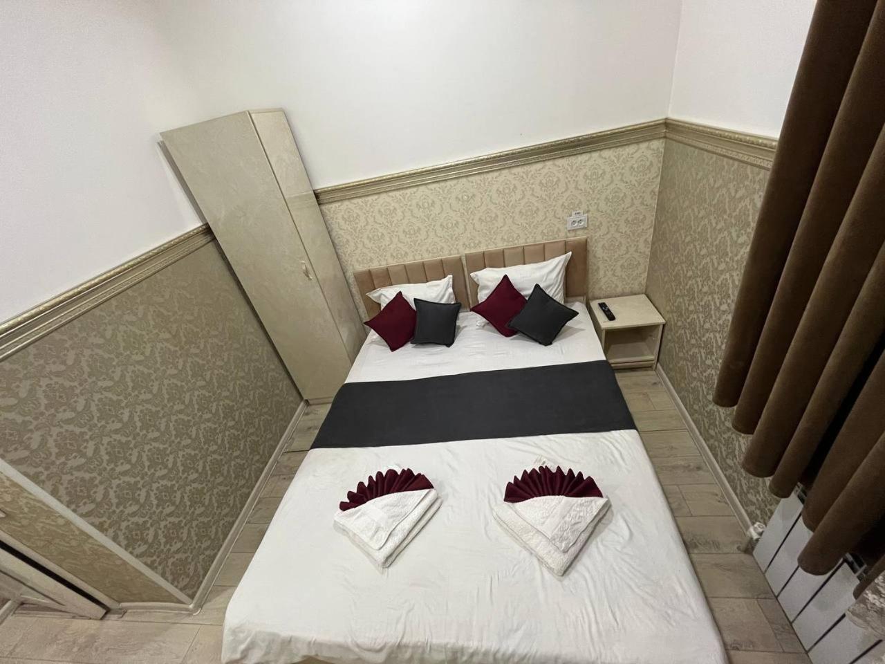 Fenix Hotel Ташкент Екстер'єр фото